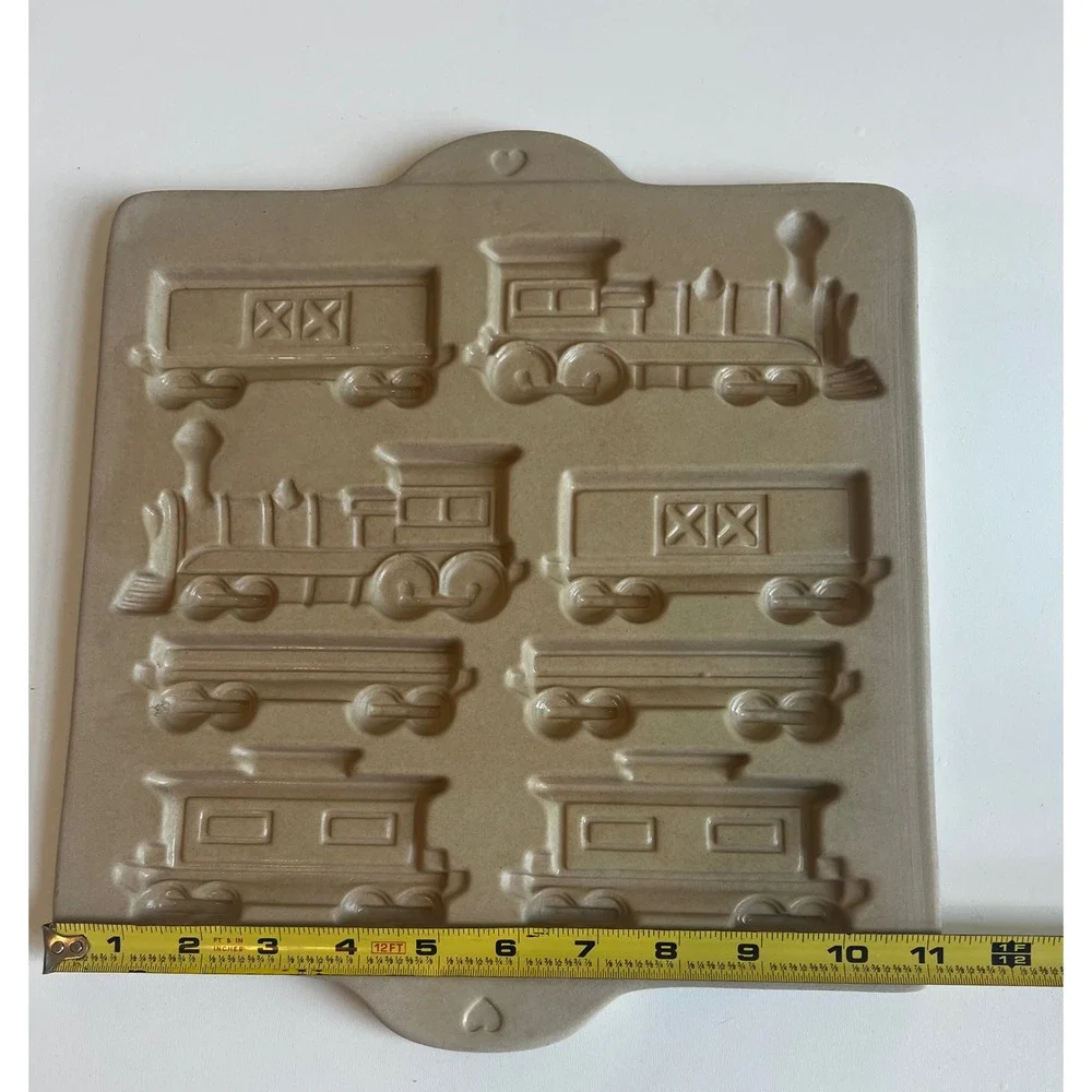 Vintage Pampered Chef Gingerbread‎ Hometown Train Mold Baking 1998